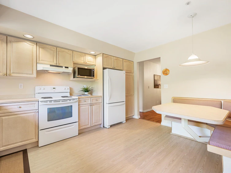 307-5776 200 Street, Langley, BC, V3A 1M8 - 19