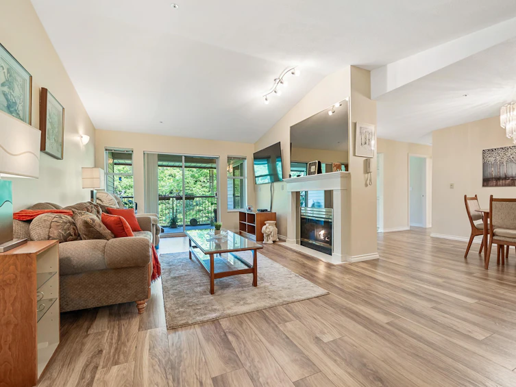307-5776 200 Street, Langley, BC, V3A 1M8 - 9