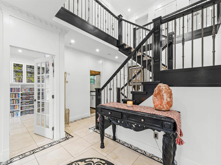 1060 E 61st Avenue, Vancouver, BC, V5X 2C4 - 3