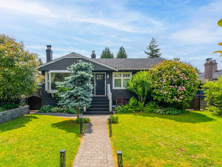 445 W 26th Street, North Vancouver, BC, V7N 2G9