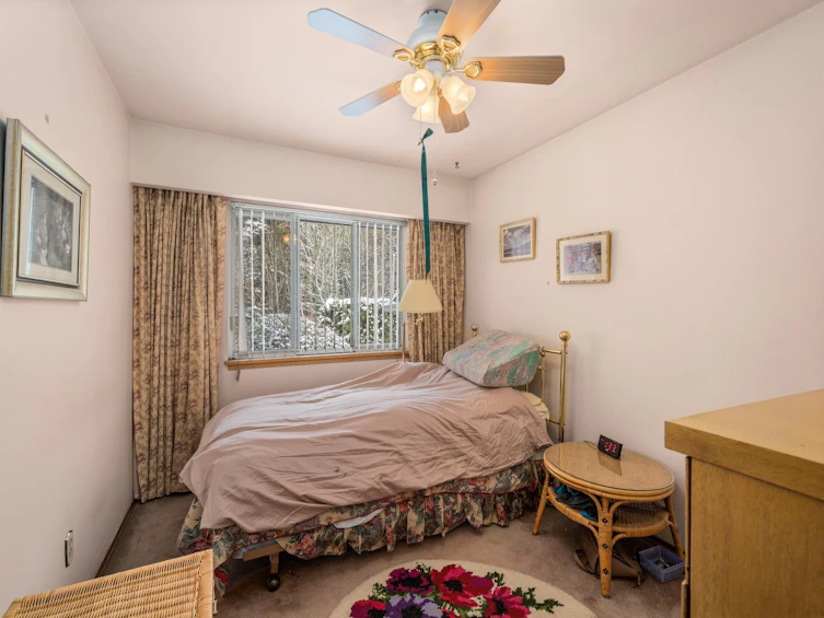 8274 Wedgewood Street, Burnaby, BC, V3N 1C4 - 14