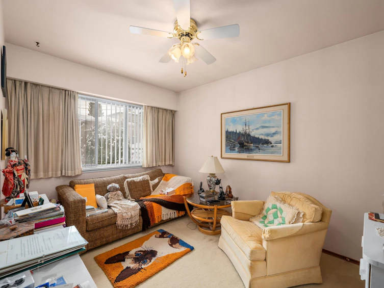 8274 Wedgewood Street, Burnaby, BC, V3N 1C4 - 23