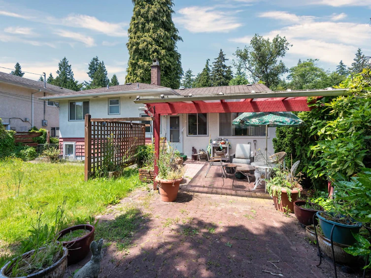 8274 Wedgewood Street, Burnaby, BC, V3N 1C4 - 27