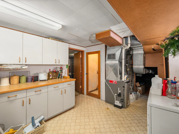 8274 Wedgewood Street, Burnaby, BC, V3N 1C4 - 20