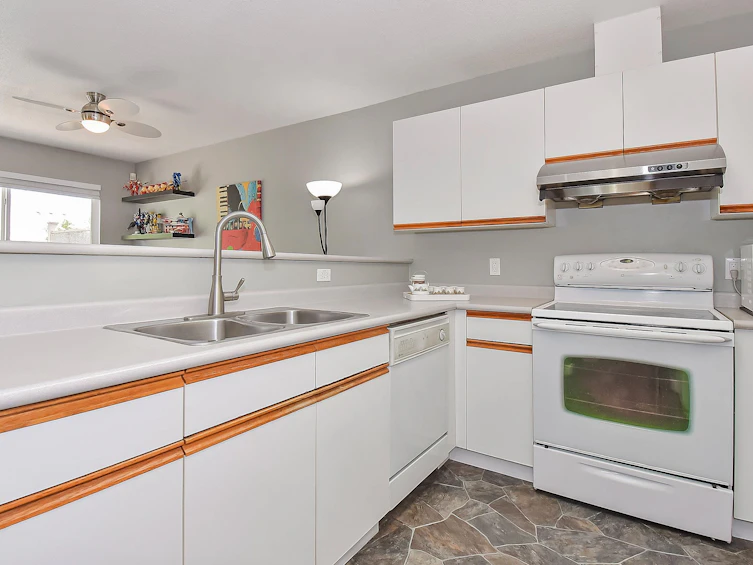55-10051 155 Street, Surrey, BC, V3R 0S1 - 11