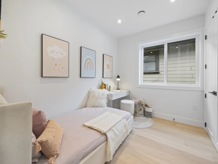 2181 Charles Street, Vancouver, BC, V5L 2V2 - 27