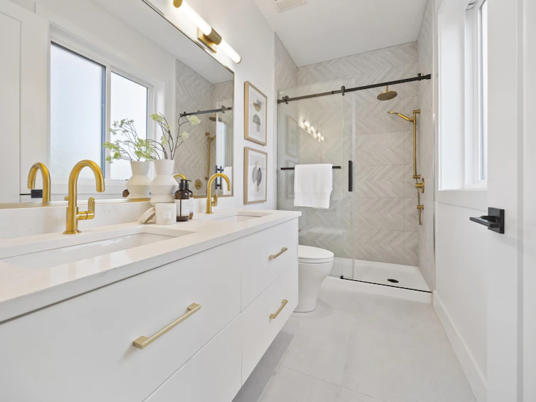 2181 Charles Street, Vancouver, BC, V5L 2V2 - 25