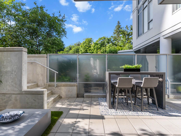 205-3557 Sawmill Crescent, Vancouver, BC, V5S 0E2 - 2