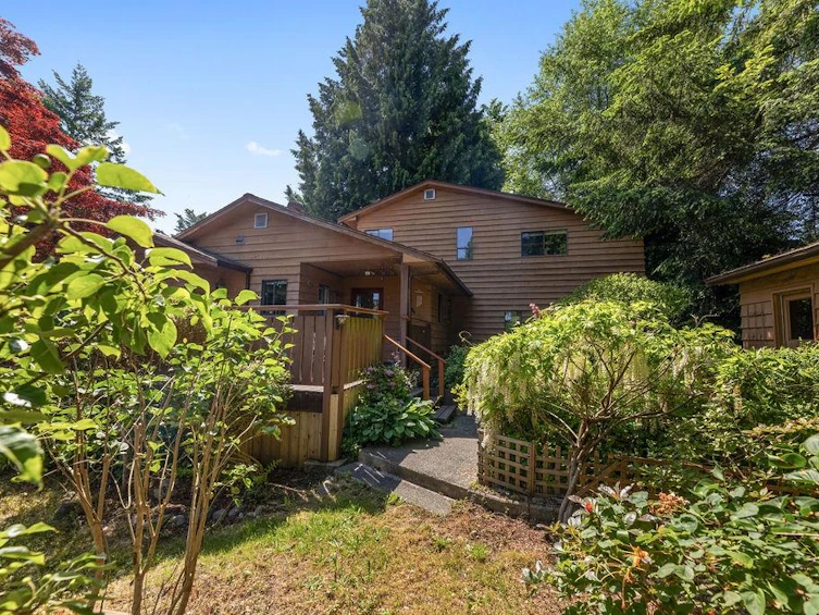 1064 Rosamund Road, Gibsons, BC, V0N 1V3 - 30
