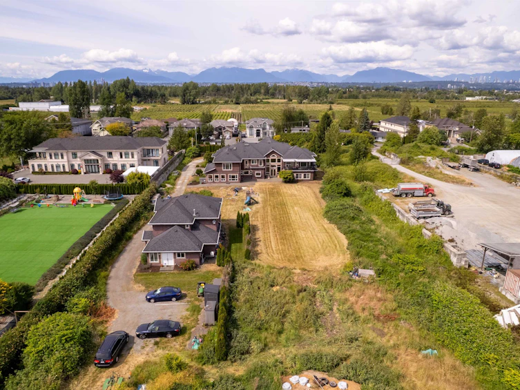 13300 Blundell Road, Richmond, BC, V6W 1B5 - 5