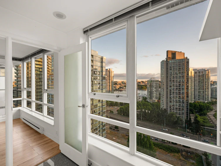 2511-928 Beatty Street, Vancouver, BC, V6Z 3G6 - 16