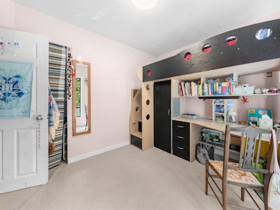 2152 Mackay Avenue - 3