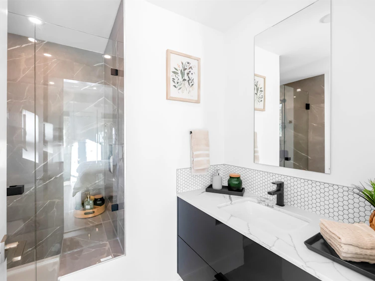 111-2085 E 1st Avenue, Vancouver, BC, V5N 1B6 - 18