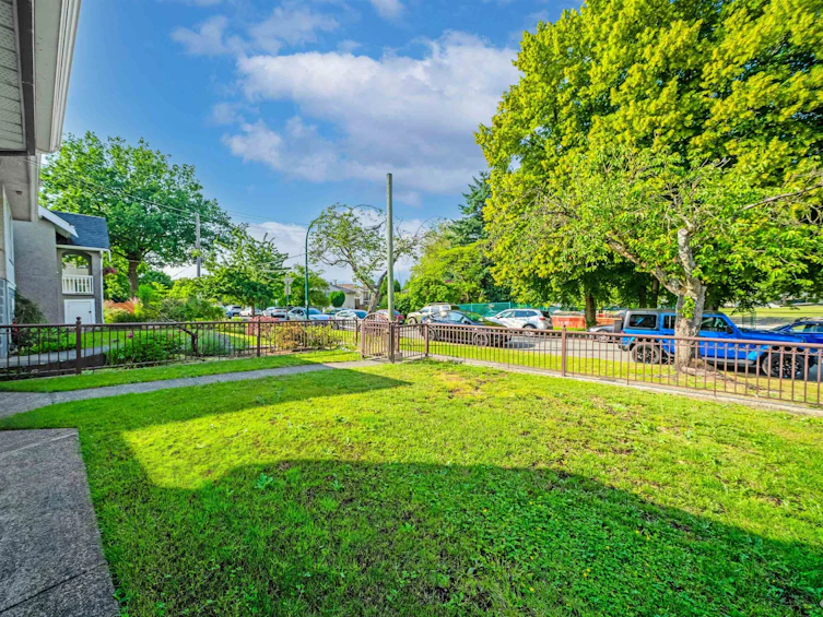 2232 Wenonah Street, Vancouver, BC, V5N 2Z6 - 36