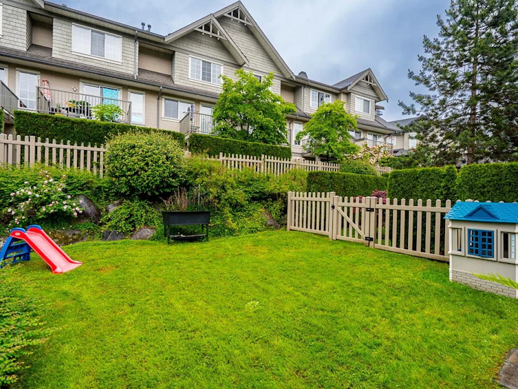 113-9088 Halston Court, Burnaby, BC, V3N 0A7 - 29