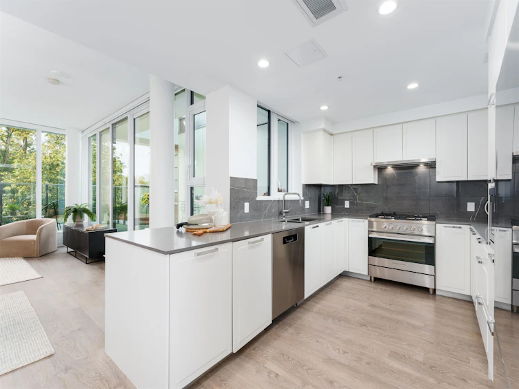 314-1471 Hunter Street, North Vancouver, BC, V7J 1H3 - 8