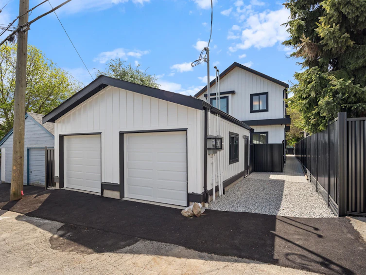 1 & 2-2183 Charles Street, Vancouver, BC, V5L 2V2 - 38