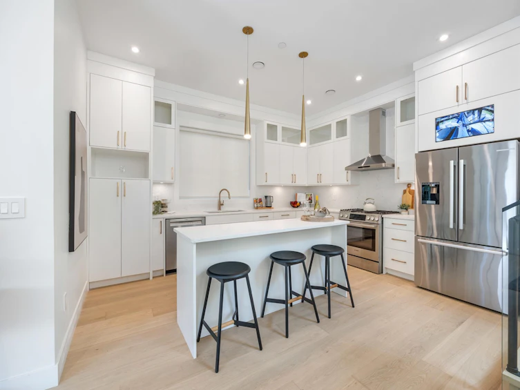 1 & 2-2183 Charles Street, Vancouver, BC, V5L 2V2 - 17