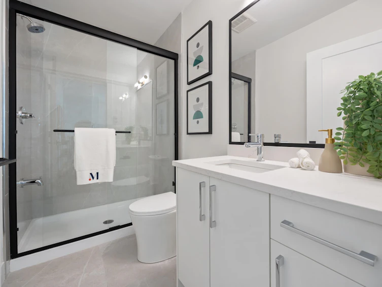 1 & 2-2183 Charles Street, Vancouver, BC, V5L 2V2 - 35