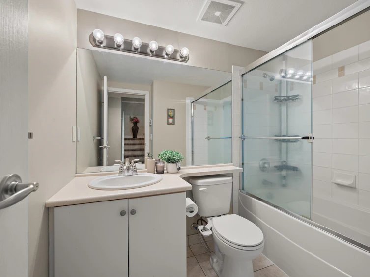 1-1075 Lynn Valley Road, North Vancouver, BC, V7J 1Z6 - 20