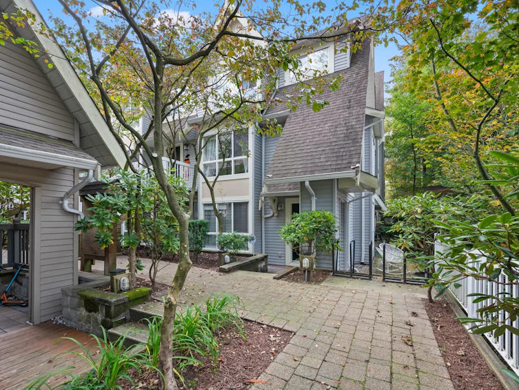 1-1075 Lynn Valley Road, North Vancouver, BC, V7J 1Z6 - 2