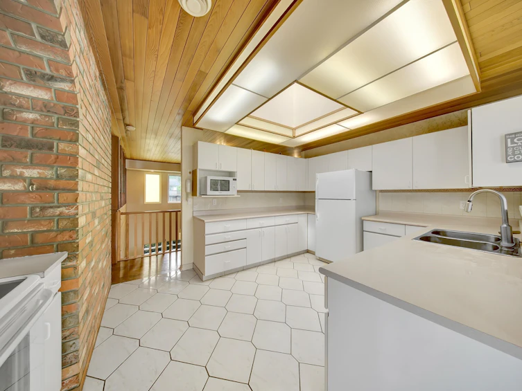 1564 Thompson Road, Gibsons, BC, V0N 1V6 - 15
