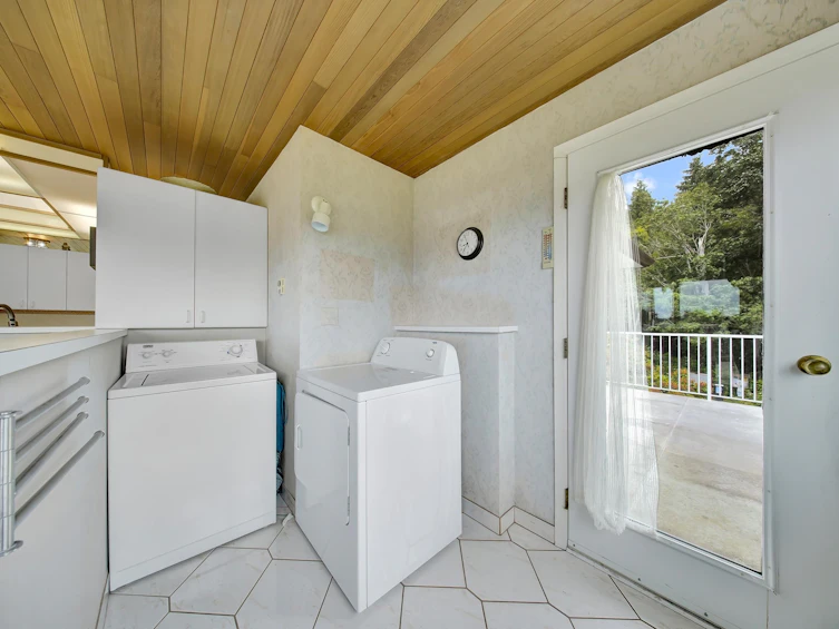1564 Thompson Road, Gibsons, BC, V0N 1V6 - 19
