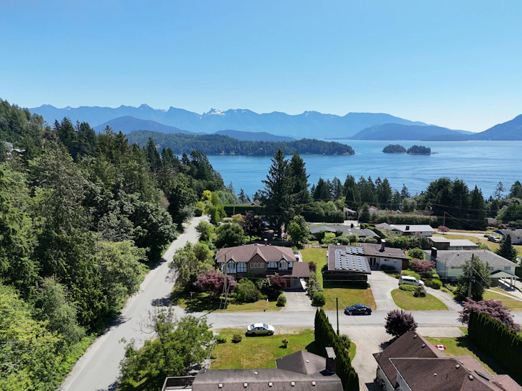 1564 Thompson Road, Gibsons, BC, V0N 1V6 - 32