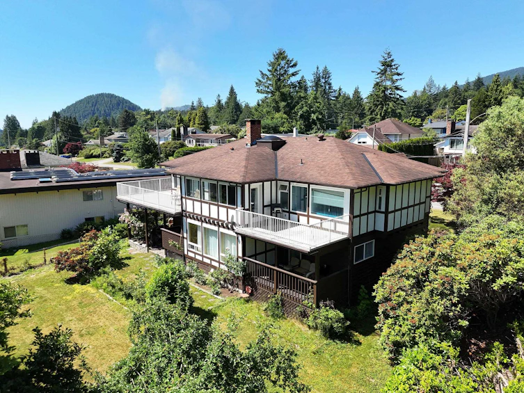 1564 Thompson Road, Gibsons, BC, V0N 1V6 - 39