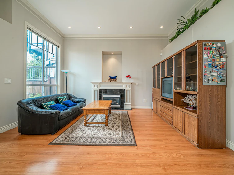 8015 11th Avenue, Burnaby, BC, V3N 2N8 - 12