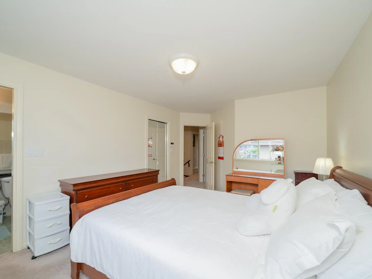 8015 11th Avenue, Burnaby, BC, V3N 2N8 - 33