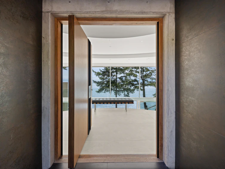 5225 Gulf Place, West Vancouver, BC, V7W 2V9 - 4