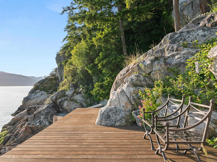 5225 Gulf Place, West Vancouver, BC, V7W 2V9 - 35