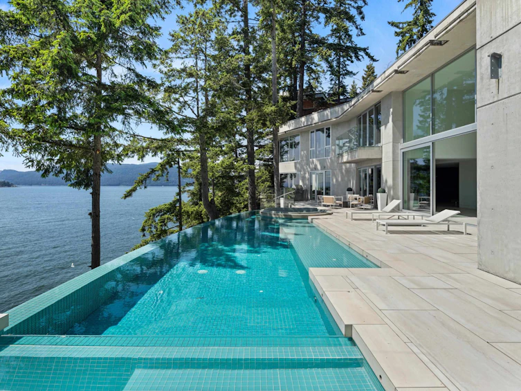 5225 Gulf Place, West Vancouver, BC, V7W 2V9 - 31