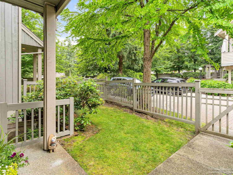 502-1485 Parkway Boulevard, Coquitlam, BC, V3E 3E6 - 2