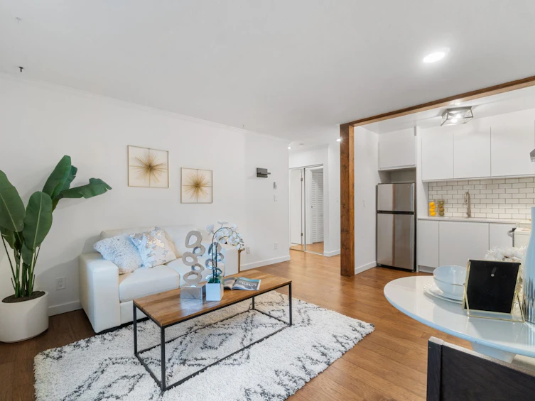 105-2159 Wall Street, Vancouver, BC, V5L 1B3 - 5