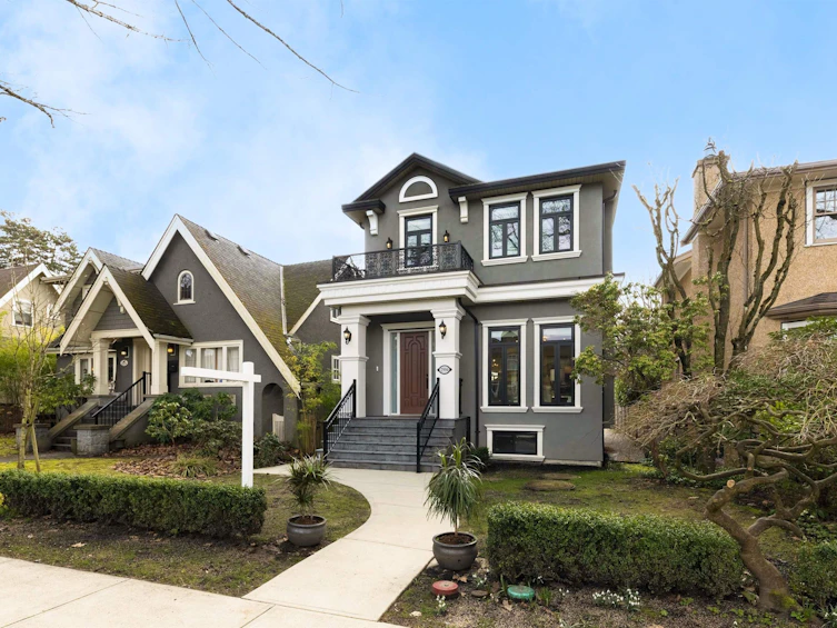 2984 W 31st Avenue, Vancouver, BC, V6L 2A4 - 2