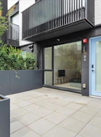 86 W King Edward Avenue
