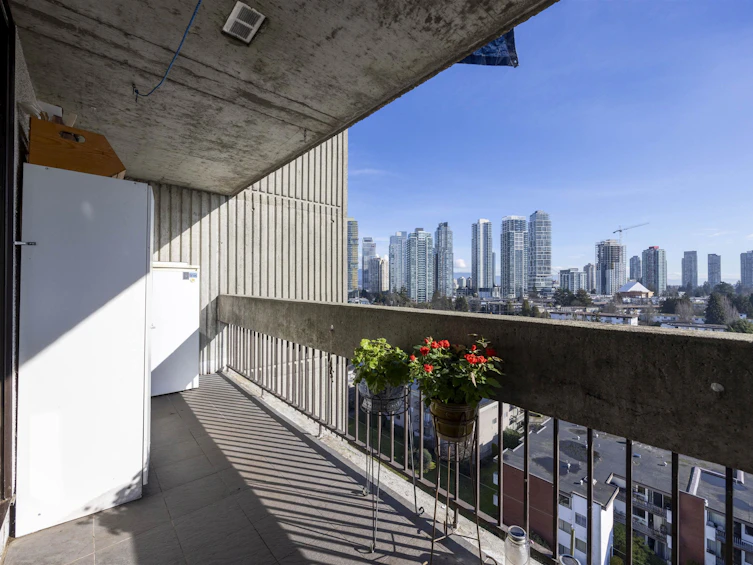 1404-6759 Willingdon Avenue, Burnaby, BC, V5H 3Y9 - 17