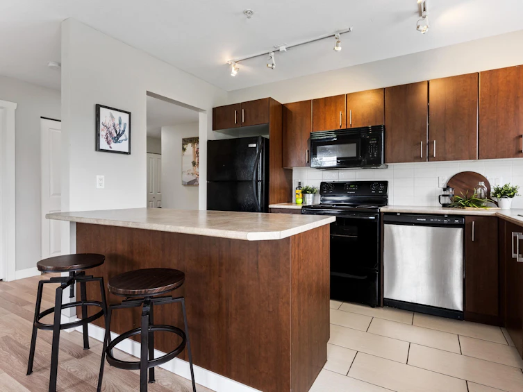 211-45559 Yale Road, Chilliwack, BC, V2P 0B1 - 4