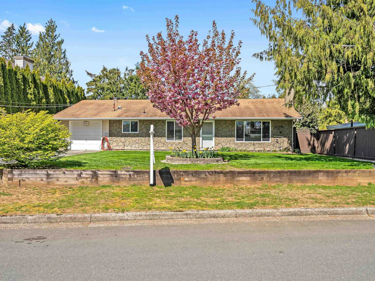 32091 Sandpiper Place, Mission, BC, V2V 2L4 - 2