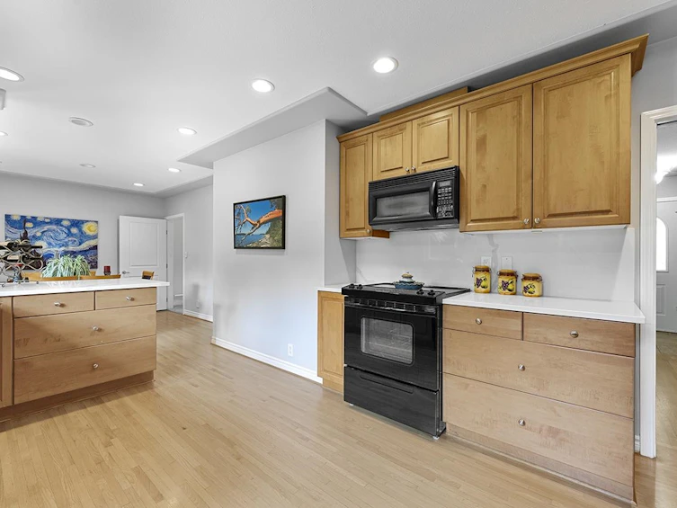 5537 Rugby Street, Burnaby, BC, V5E 2N2 - 6