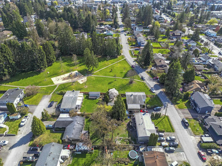 12302 Fletcher Street, Maple Ridge, BC, V2X 6K9 - 6