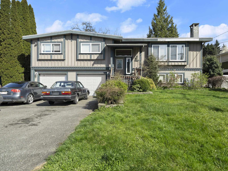 12302 Fletcher Street, Maple Ridge BC V2X 6K9