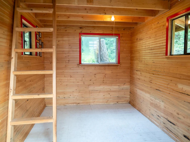 5574 Hooson Road, Pender Island, BC, V0N 2M1 - 27