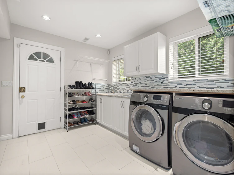 10733 Dunlop Road, Delta, BC, V4C 2M7 - 25