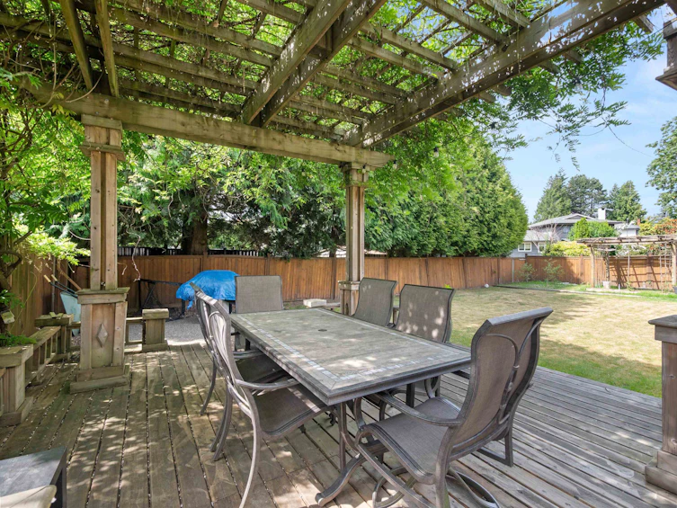 10733 Dunlop Road, Delta, BC, V4C 2M7 - 30