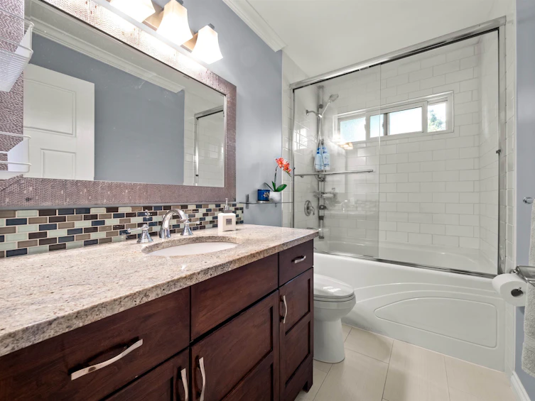 10733 Dunlop Road, Delta, BC, V4C 2M7 - 21