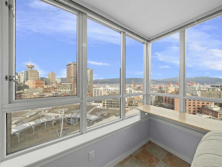 1905-63 Keefer Place, Vancouver, BC, V6B 6N6 - 6