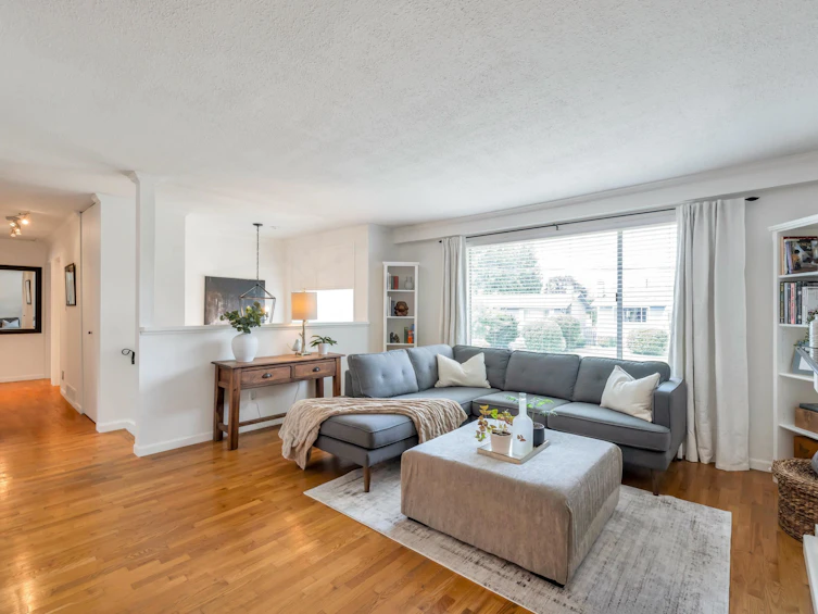 11344 86a Avenue, Delta, BC, V4C 2Y8 - 2